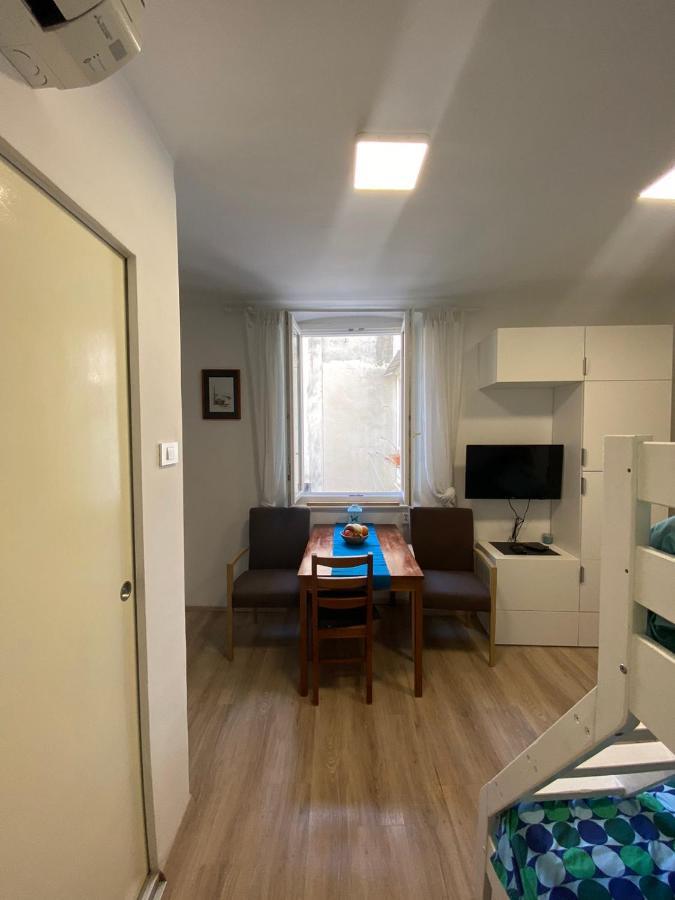 Studio Nova Apartment Piran Luaran gambar